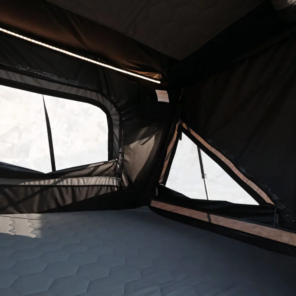 EN_car_rooftop_tent_2_3_people_rock_cruiser_wildland_EL_skini_orofis_aftokinitou_2_3_atomon_rock_cruiser_wildland_interior_side__1725976889_139